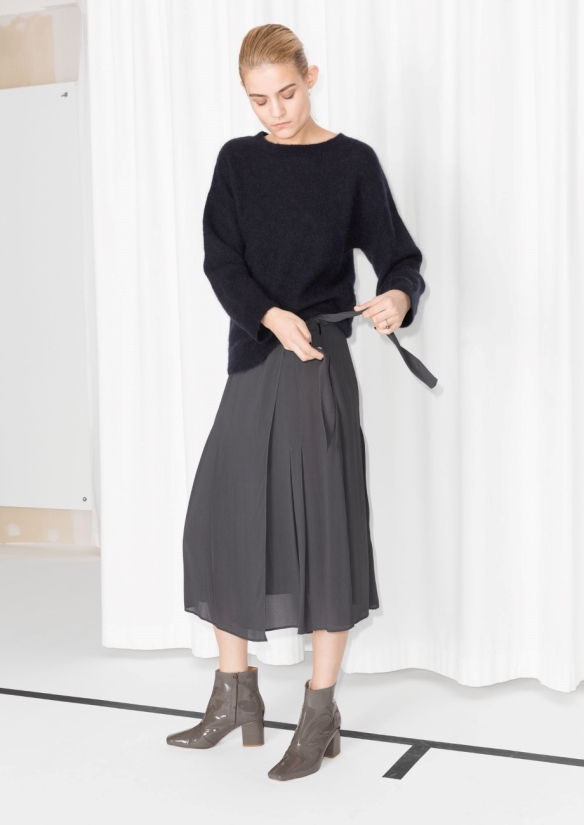 &Other Stories Pleated Skirt grey