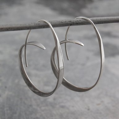 otisjaxon-925-silver-earrings-hoops